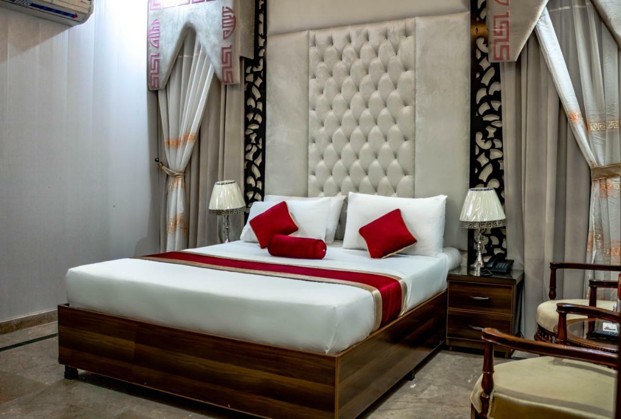 Rose Palace Hotel Lahor Dış mekan fotoğraf