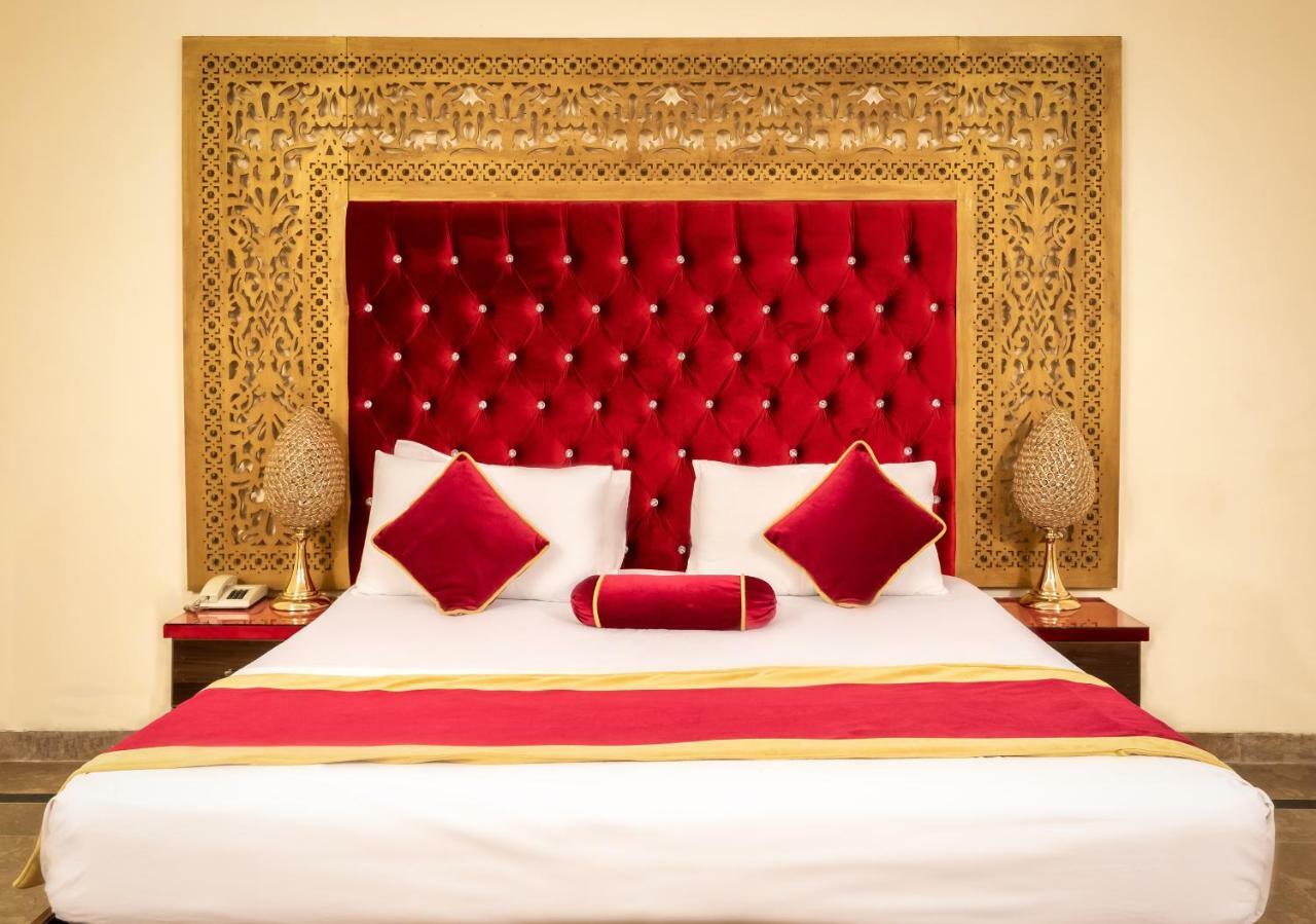 Rose Palace Hotel Lahor Dış mekan fotoğraf